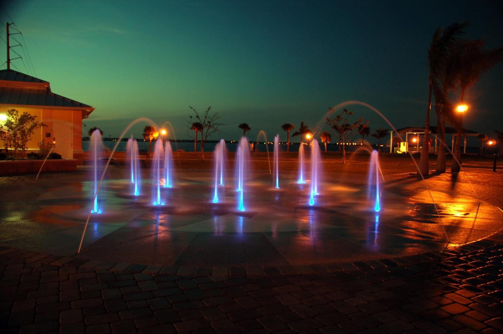 Laishley Fountain at night